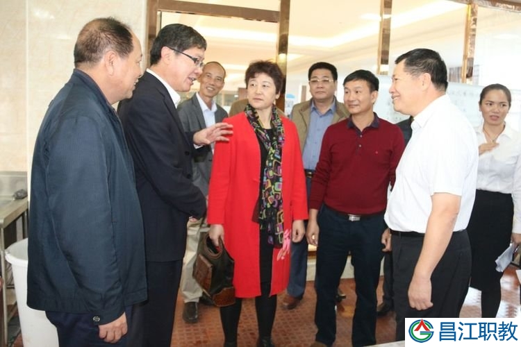 省政协领导莅临昌江县职业教育中心调研(图7) 省政协领导莅临昌江县职业教育中心调研(图7)