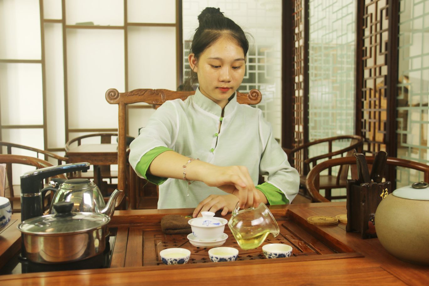 我校学生技艺展示(图4) 我校学生技艺展示(图4)